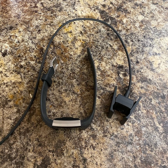 Fit bit charge 2 - Picture 2 of 2